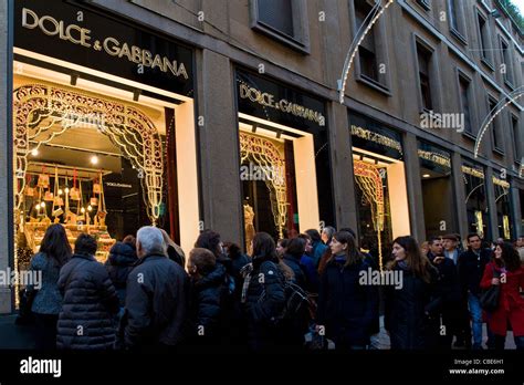 dolce gabbana via montenapoleone|via montenapoleone milan.